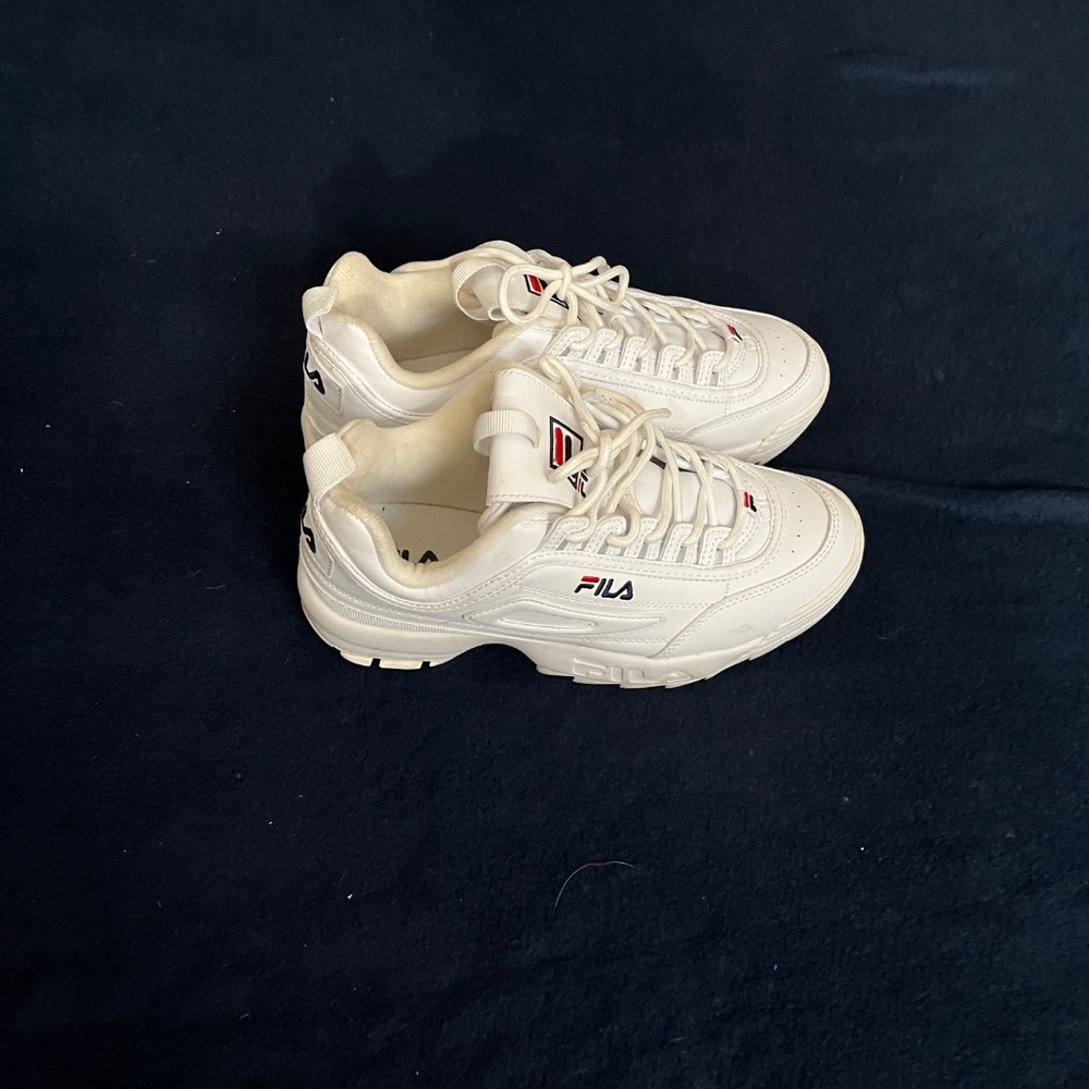 FILA sneaker 7.5 mens - Picture 3 of 7